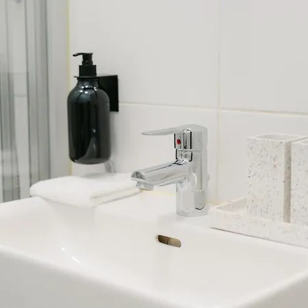 Comfy Apt For 4-6, 5 Min To Center, No Lift Currently Vienne Extérieur photo