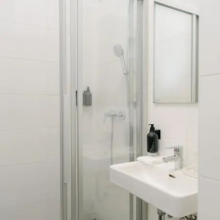 Comfy Apt For 4-6, 5 Min To Center, No Lift Currently Vienne Extérieur photo