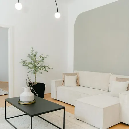 Comfy Apt For 4-6, 5 Min To Center, No Lift Currently Vienne Extérieur photo
